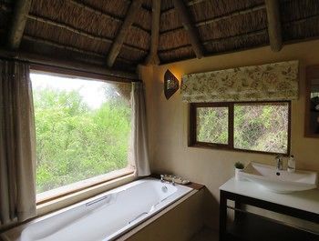 Woodbury Lodge Amakhala Game Reserve Exterior foto